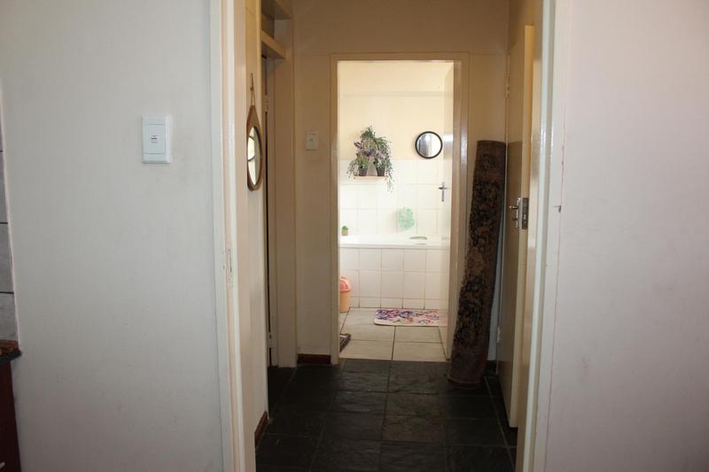 1 Bedroom Property for Sale in Avondale Western Cape